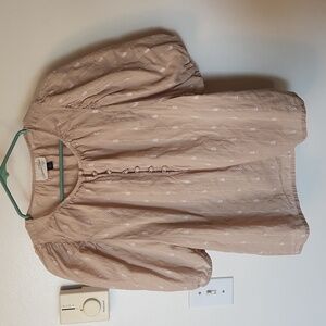 XL Universal Thread Neutral Beige and White Peasant Top